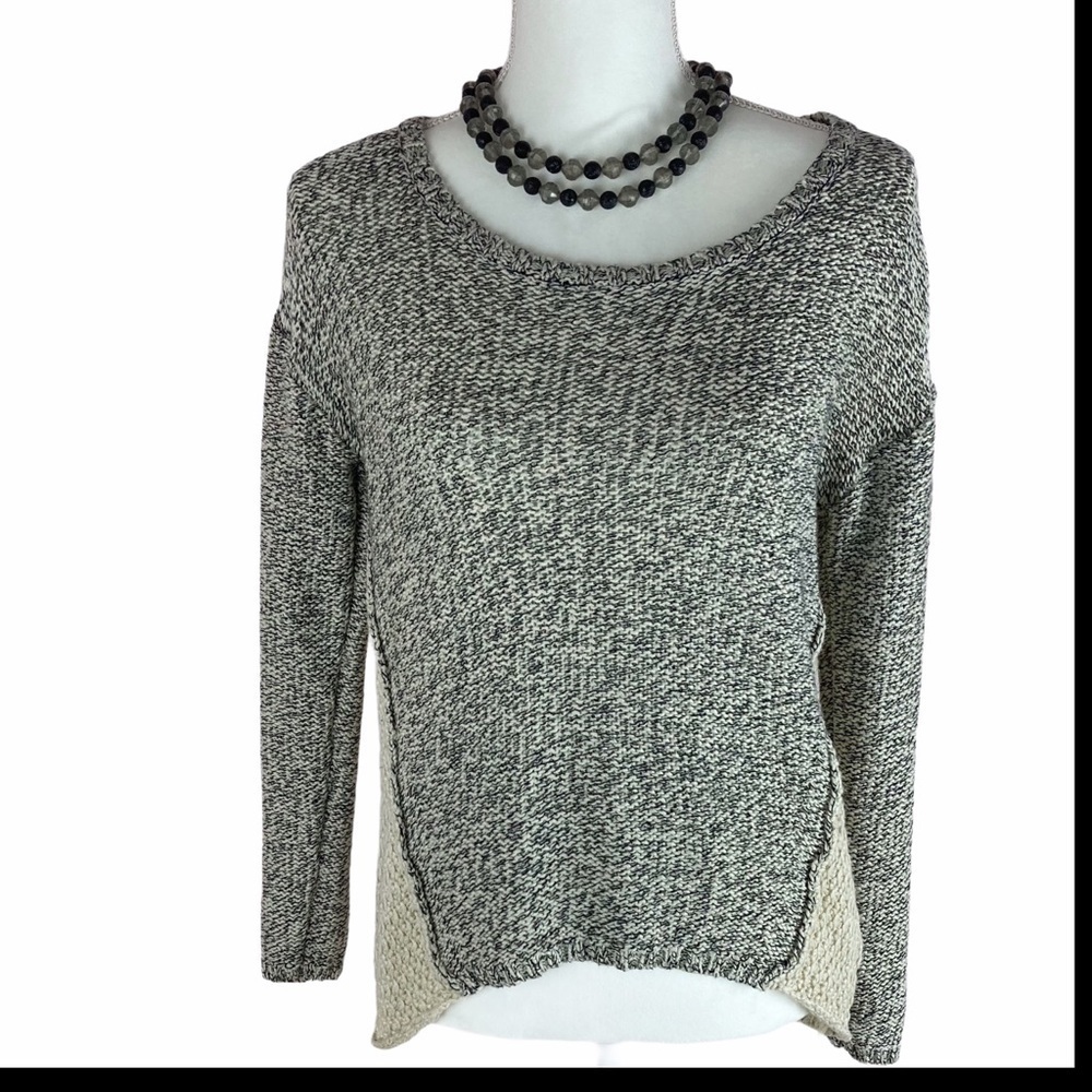 RDI Two-toned High/Low Sweater